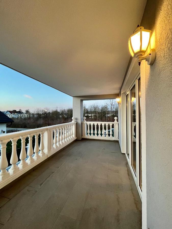 Traum Apartment Mit Pool+Balkon Viena Exterior foto