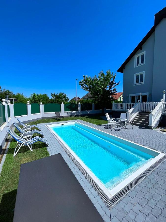 Traum Apartment Mit Pool+Balkon Viena Exterior foto