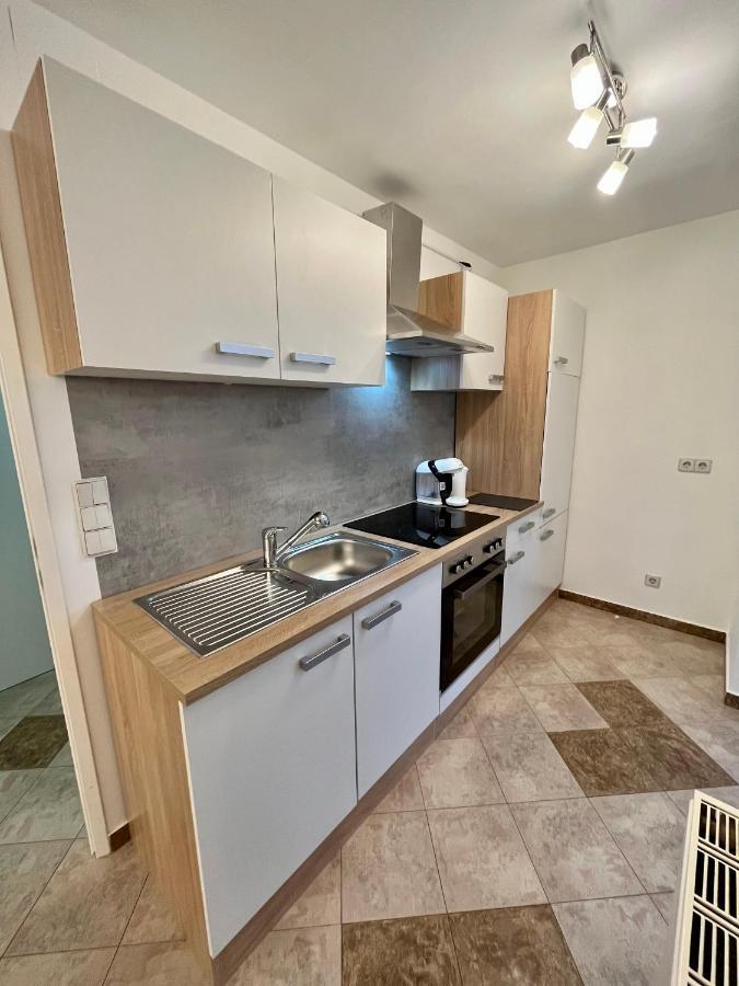 Traum Apartment Mit Pool+Balkon Viena Exterior foto